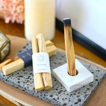 画像をギャラリービューアに読み込む, Positive Energy Palo Santo Sticks & Holder set -Glacier