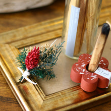 画像をギャラリービューアに読み込む, Positive Energy Palo Santo Bottle & Holder Holy Christmas set