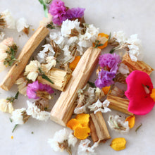 画像をギャラリービューアに読み込む, Loss Flower Aroma Bottle フレグランスオイル付き( ロータスの香り)