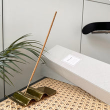 画像をギャラリービューアに読み込む, 【お香立て付き】Positive Energy Palo Santo Incense Sticks -Eucalyptus