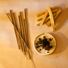 画像をギャラリービューアに読み込む, 【お香立て付き】Positive Energy Palo Santo Incense Sticks -Copal