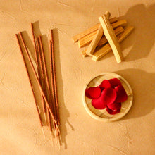 画像をギャラリービューアに読み込む, 【お香立て付き】Positive Energy Palo Santo Incense Sticks -Rose