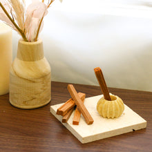 画像をギャラリービューアに読み込む, Sacred Calm Sandalwood Sticks set & Holder set