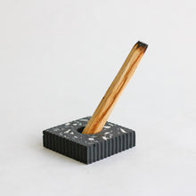 画像をギャラリービューアに読み込む, 【選べるホルダー】Positive Energy Palo Santo Bottle & Eco Stone Holder set