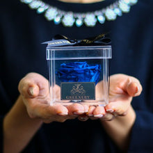 画像をギャラリービューアに読み込む, Crystal rose Box Classic petal <blue>.