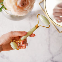 画像をギャラリービューアに読み込む, Crystal Face Roller <Jade> <Flower>.