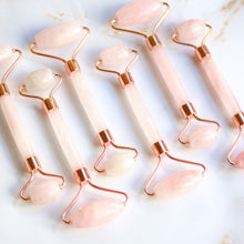 画像をギャラリービューアに読み込む, Crystal Face Roller <Rose quartz> <Natural>.