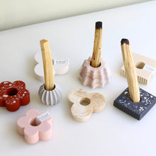 画像をギャラリービューアに読み込む, Eco Stone Palo Santo Holder -Pink Moon