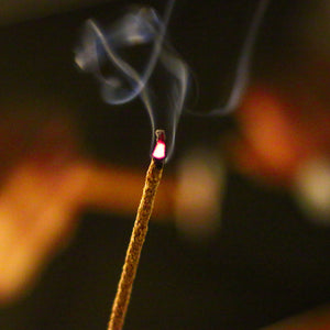 【お香立て付き】Positive Energy Palo Santo Incense Sticks -Eucalyptus