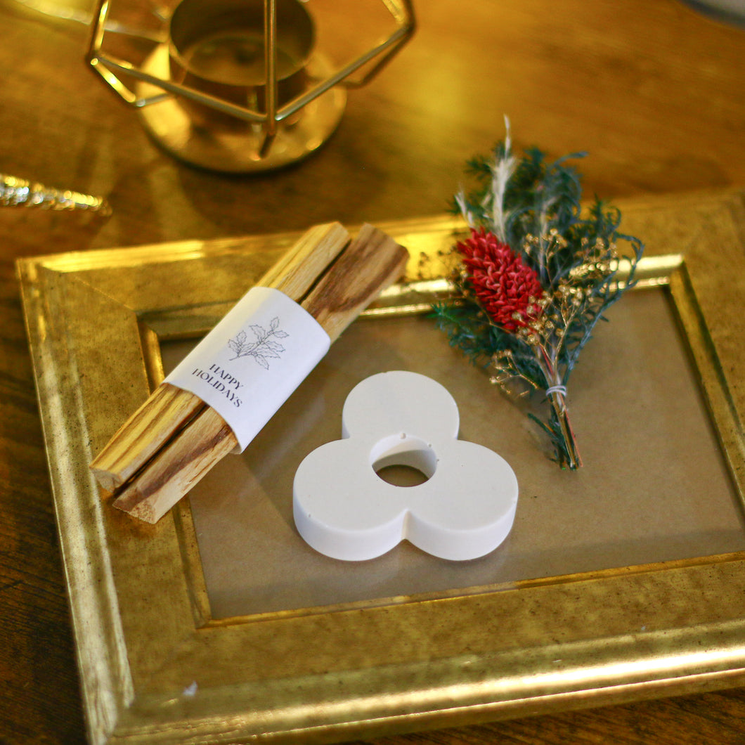 Positive Energy Palo Santo Holder Bouquet set for Christmas