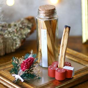 Positive Energy Palo Santo Bottle & Holder Holy Christmas set